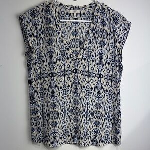 Joie Blue and Beige Abstract Silk Short Sleeve Blouse. Size XS